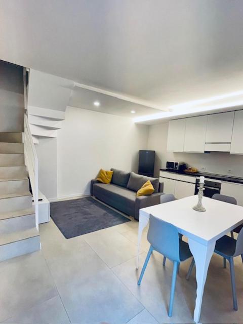 Azzano San Paolo Sweet Home... Parking Inside מראה חיצוני תמונה